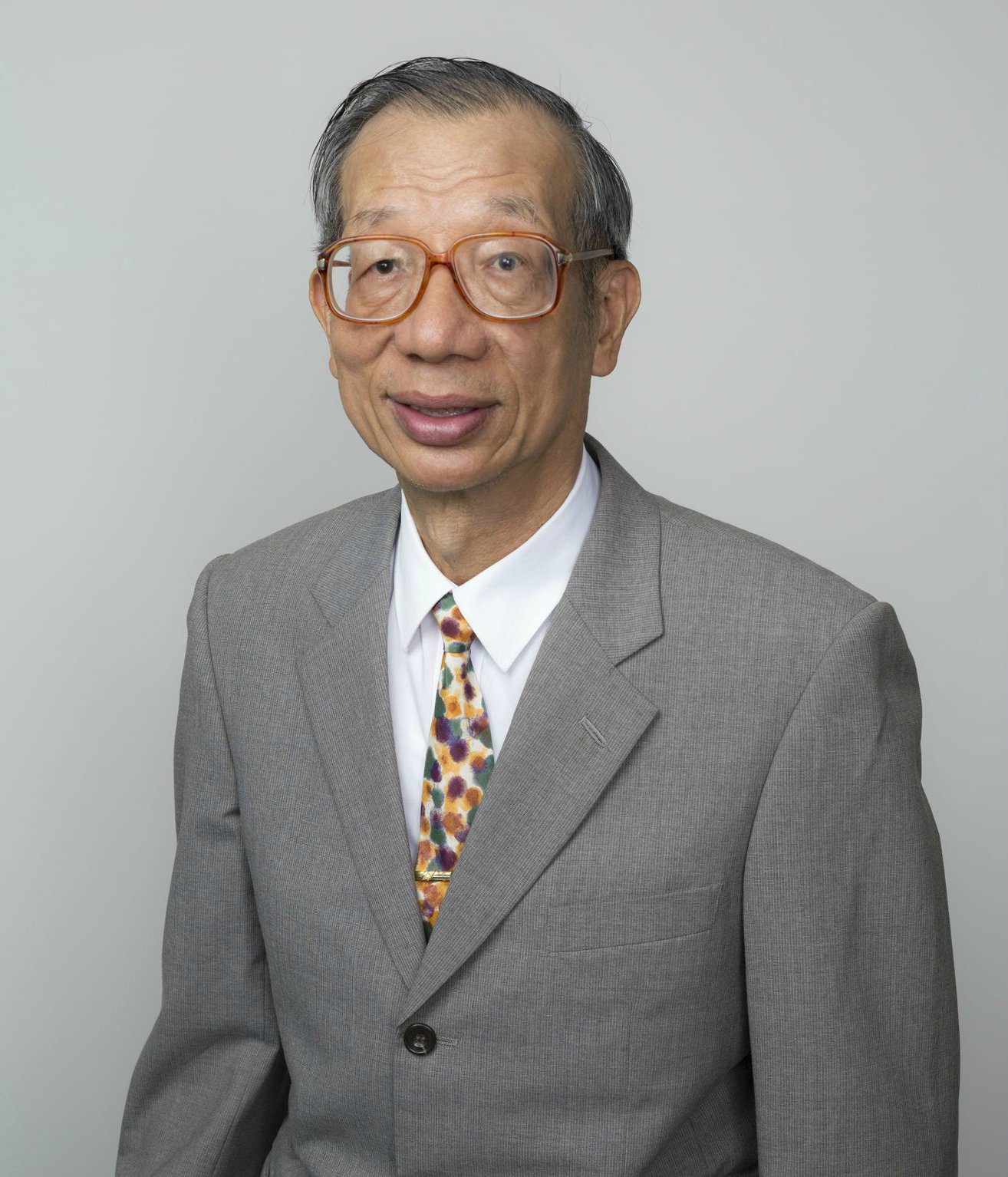 黃合文 律師肖像